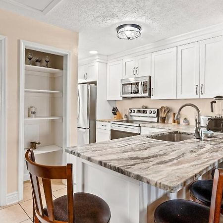 Pet Friendly Townhome With Gulf Views And Hot Tub Right Across From Beach And Schooners Panama Stadt Exterior foto