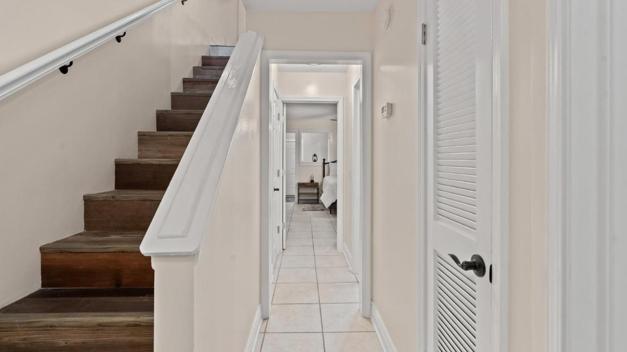 Pet Friendly Townhome With Gulf Views And Hot Tub Right Across From Beach And Schooners Panama Stadt Exterior foto