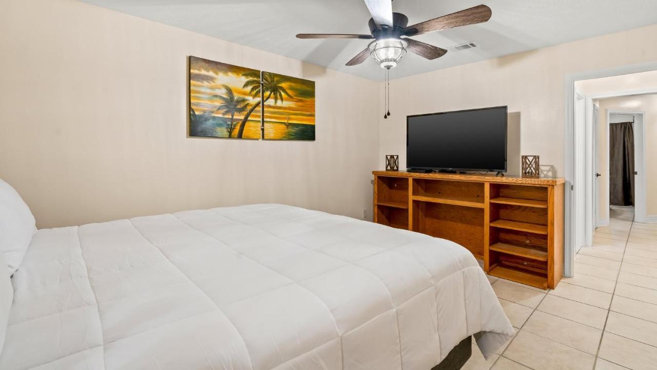Pet Friendly Townhome With Gulf Views And Hot Tub Right Across From Beach And Schooners Panama Stadt Exterior foto